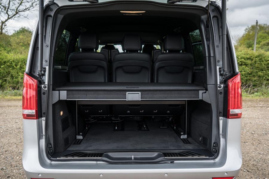  Mercedes-Benz V250 BlueTec Extralang Avantgarde 2015 года  (UK) (фото 8 из 24)